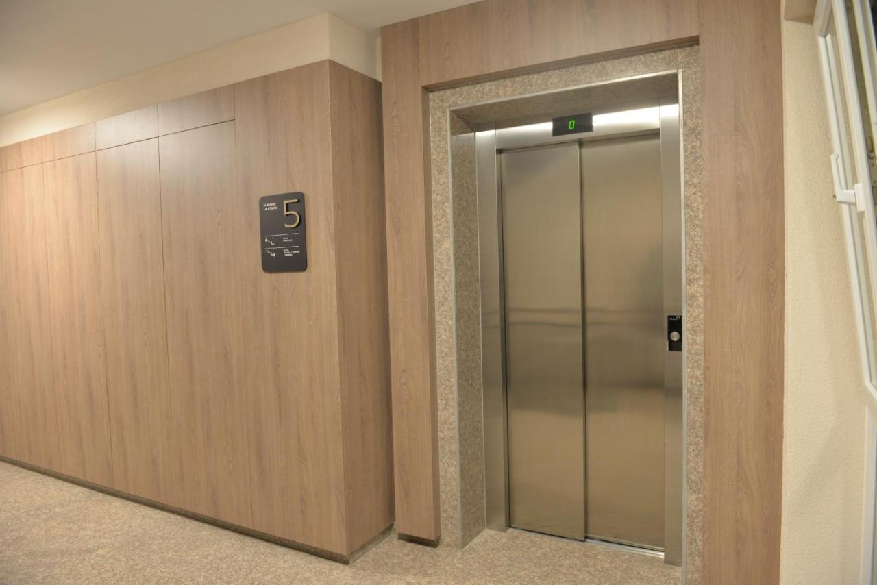 Coresi Deluxe Apartment Brasov Ngoại thất bức ảnh