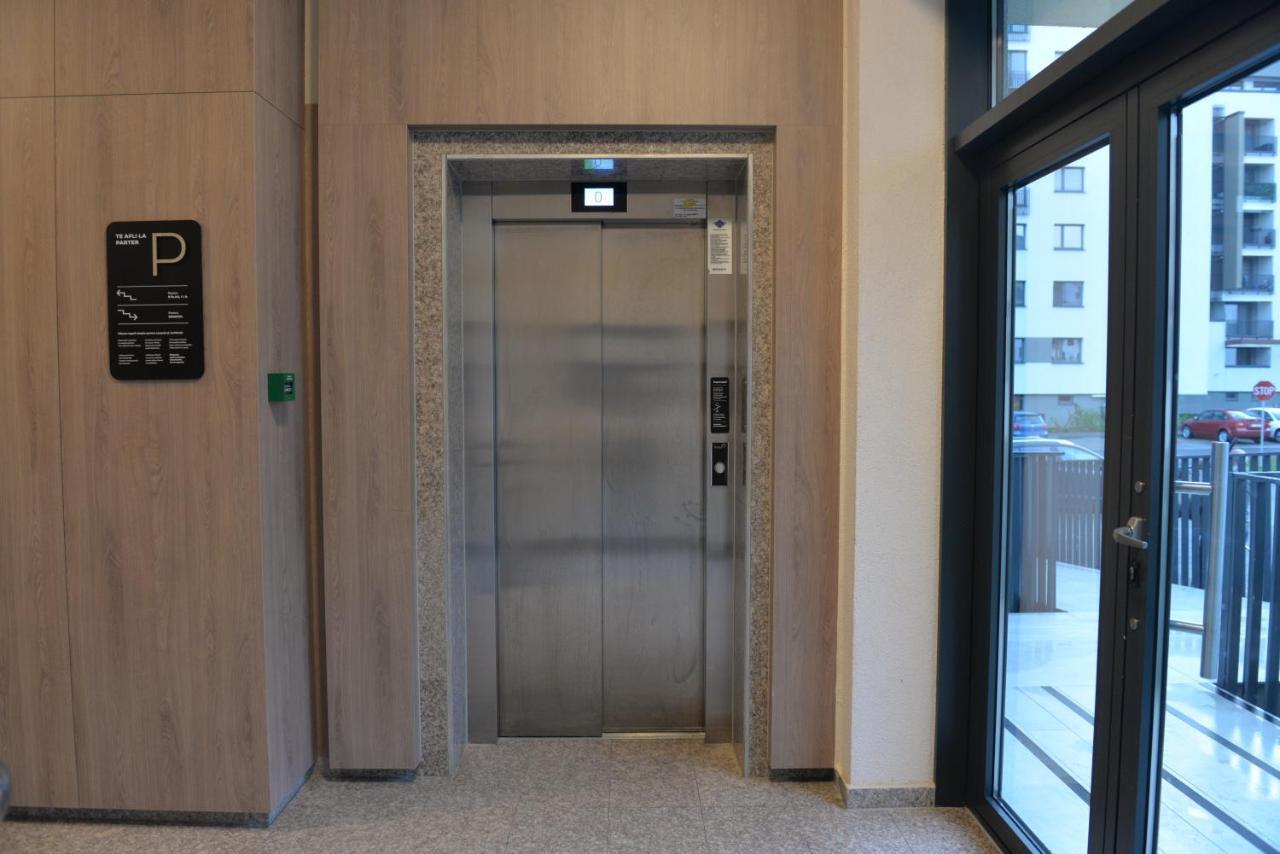 Coresi Deluxe Apartment Brasov Ngoại thất bức ảnh